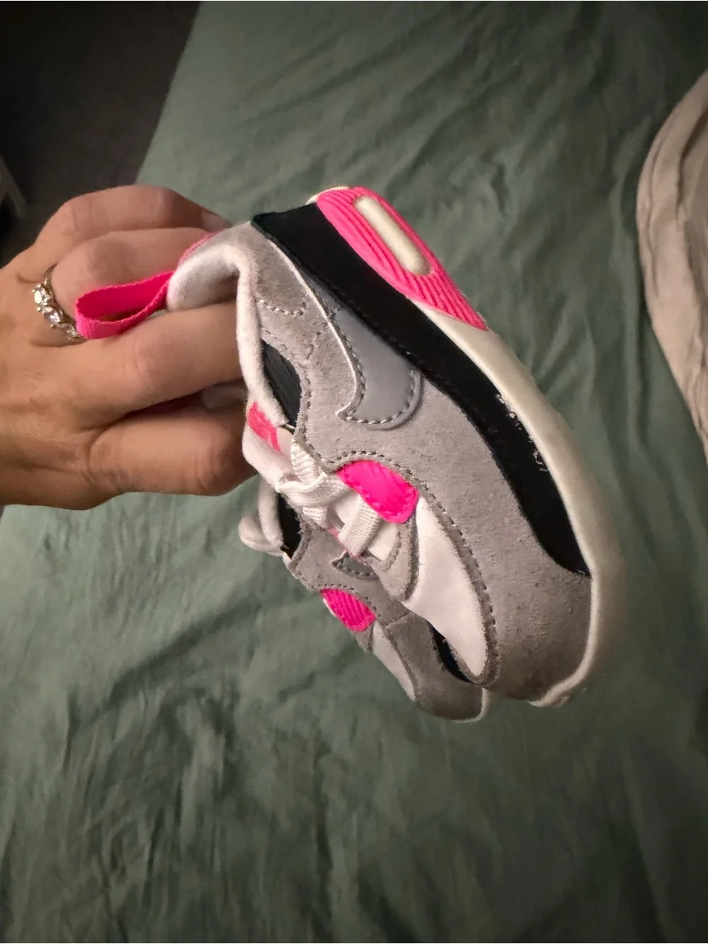 Nike TODDLER 4C Soft bottom crib booties!